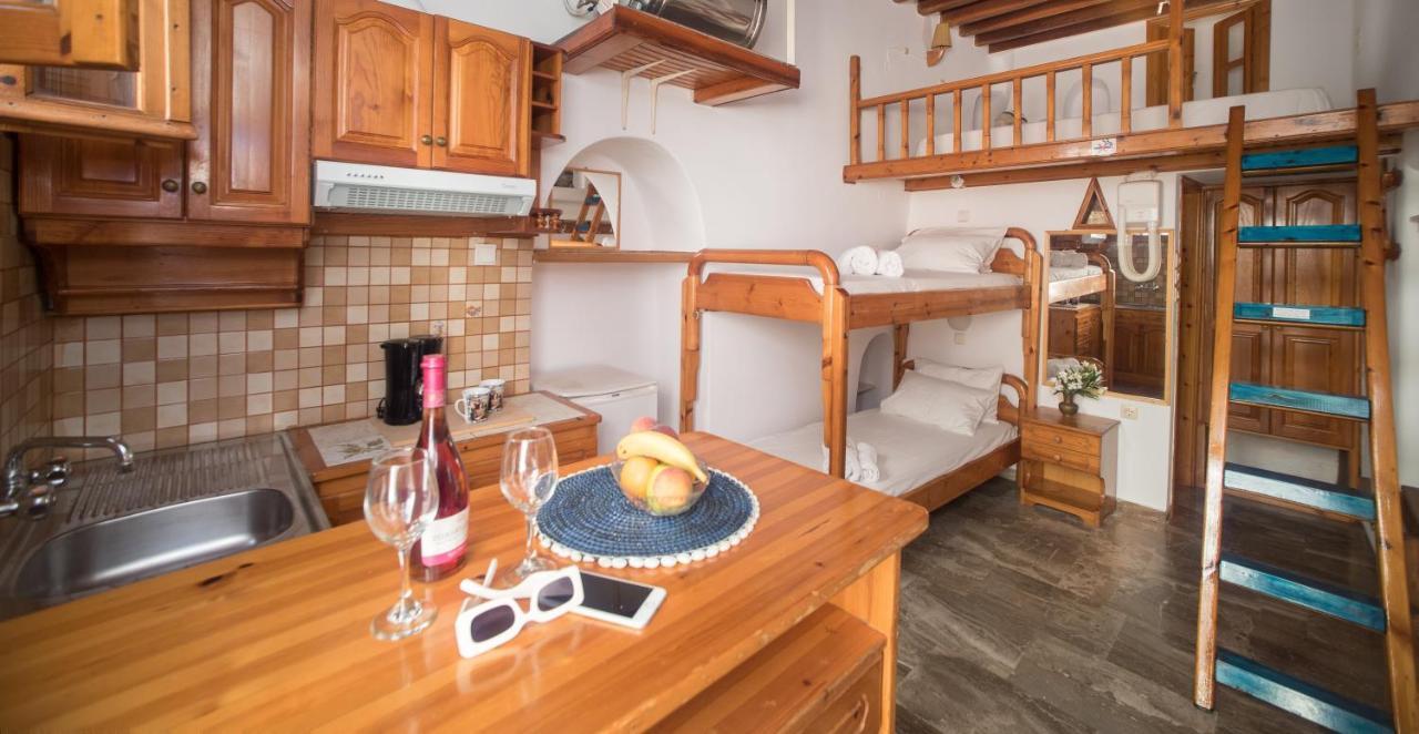 Bright & Relaxing Loft With Attic Room In The Heart Of Mykonos City Mykonos Town Exterior photo