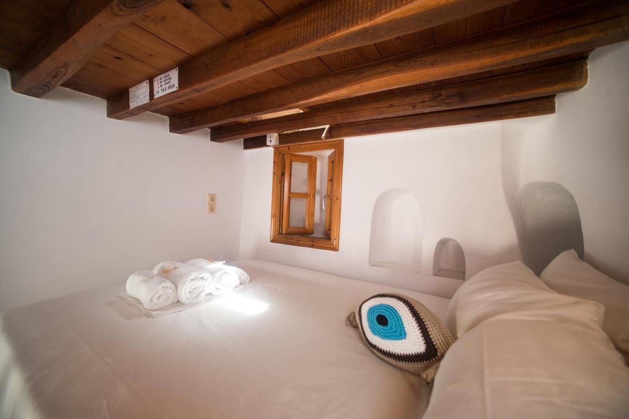 Bright & Relaxing Loft With Attic Room In The Heart Of Mykonos City Mykonos Town Exterior photo