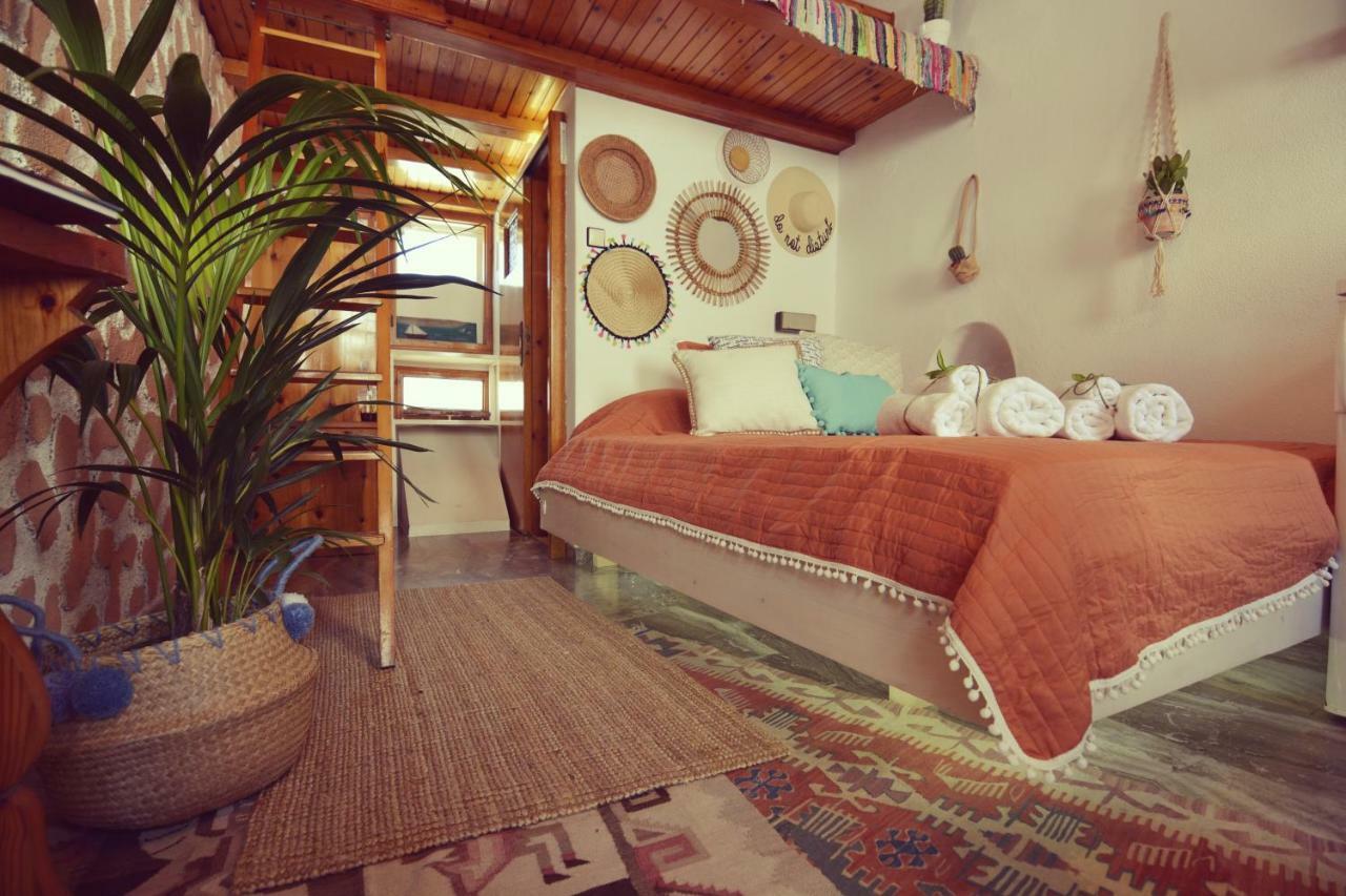 Bright & Relaxing Loft With Attic Room In The Heart Of Mykonos City Mykonos Town Exterior photo