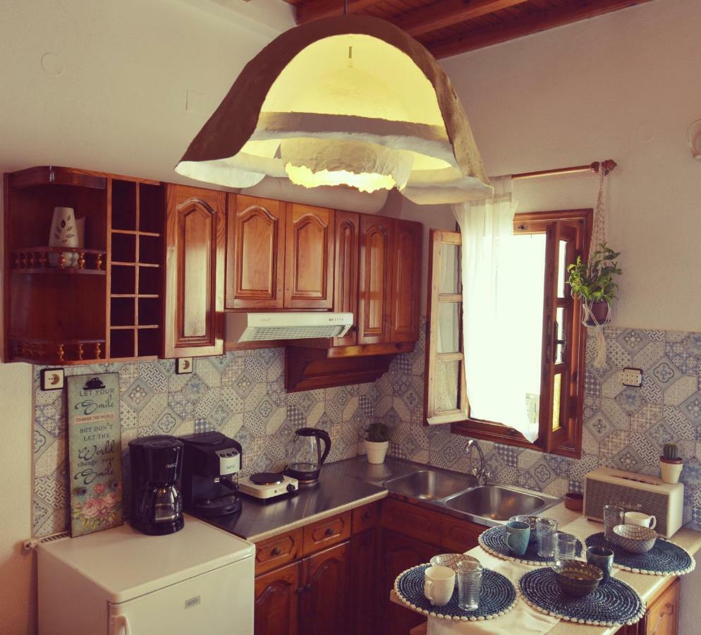 Bright & Relaxing Loft With Attic Room In The Heart Of Mykonos City Mykonos Town Exterior photo