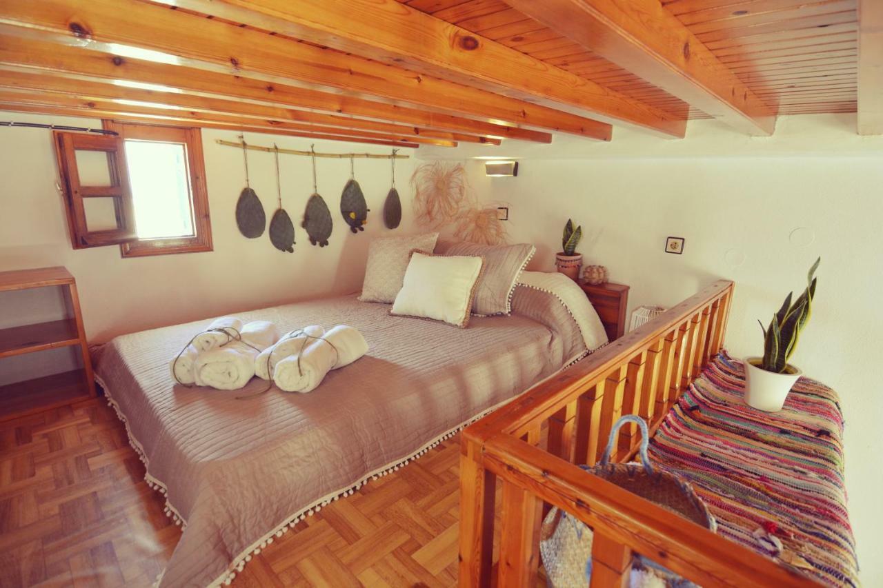Bright & Relaxing Loft With Attic Room In The Heart Of Mykonos City Mykonos Town Exterior photo